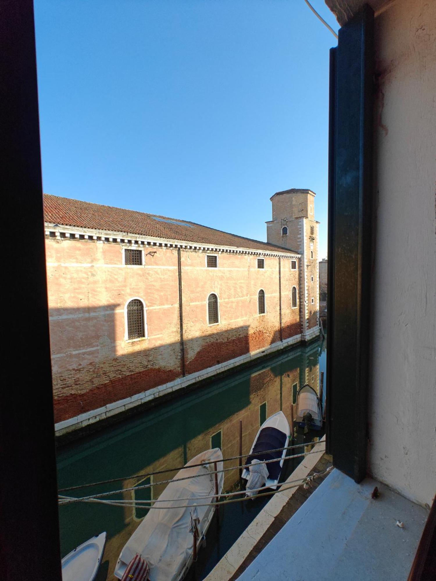Castello Canal View Venezia Esterno foto